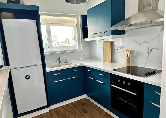 Apartment Bel Appartement, Et Salon A Centre